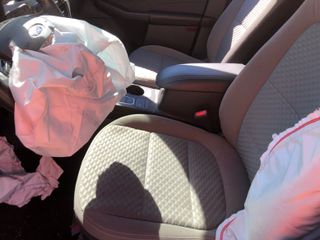 2021 Ford Escape SE Hybrid - Interior Front Seat Image